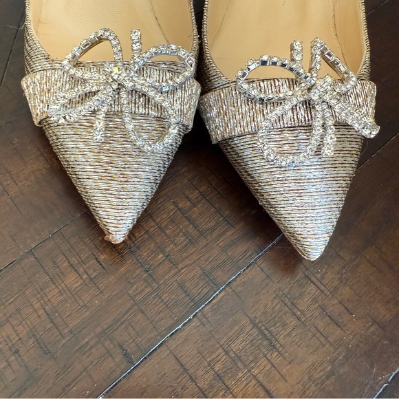 EUC Jimmy Choo Veil Metallic Woven Lame Fabric Champagne Pointy Toe Pump, 7.5. - Picture 5 of 12